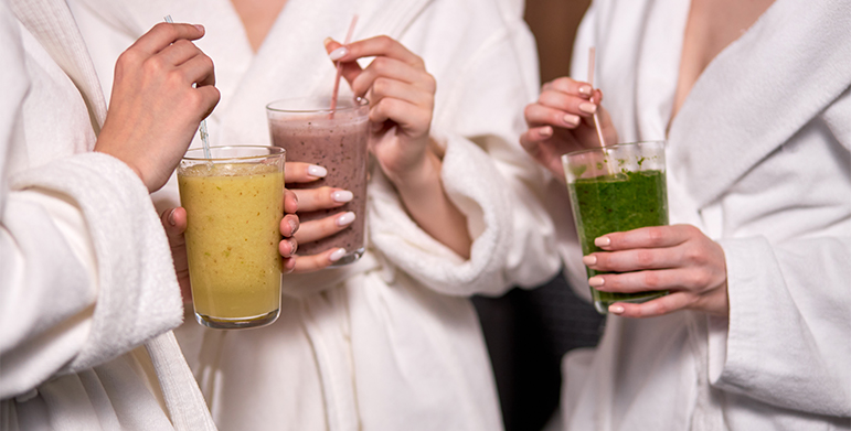 Ayurveda wellness village near Nashik offering Panchakarma detox, doctor consultations, meditation and healing therapies