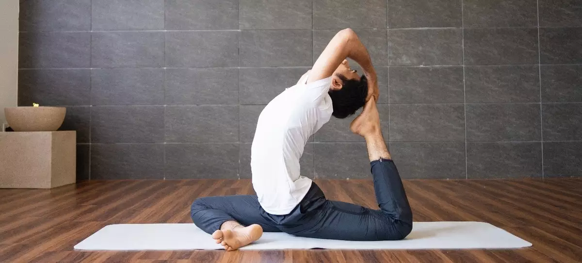 4 Unknown Benefits Of Practicing Yoga Online